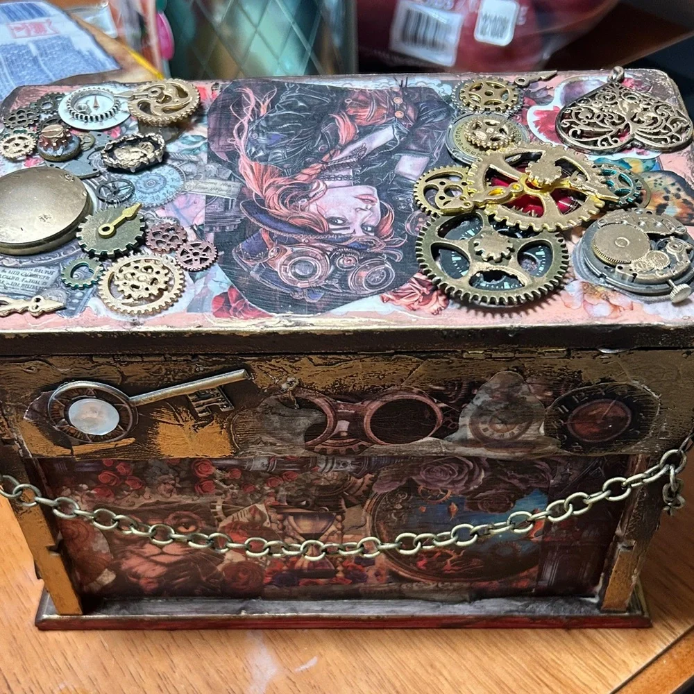 Finders Keepers step into